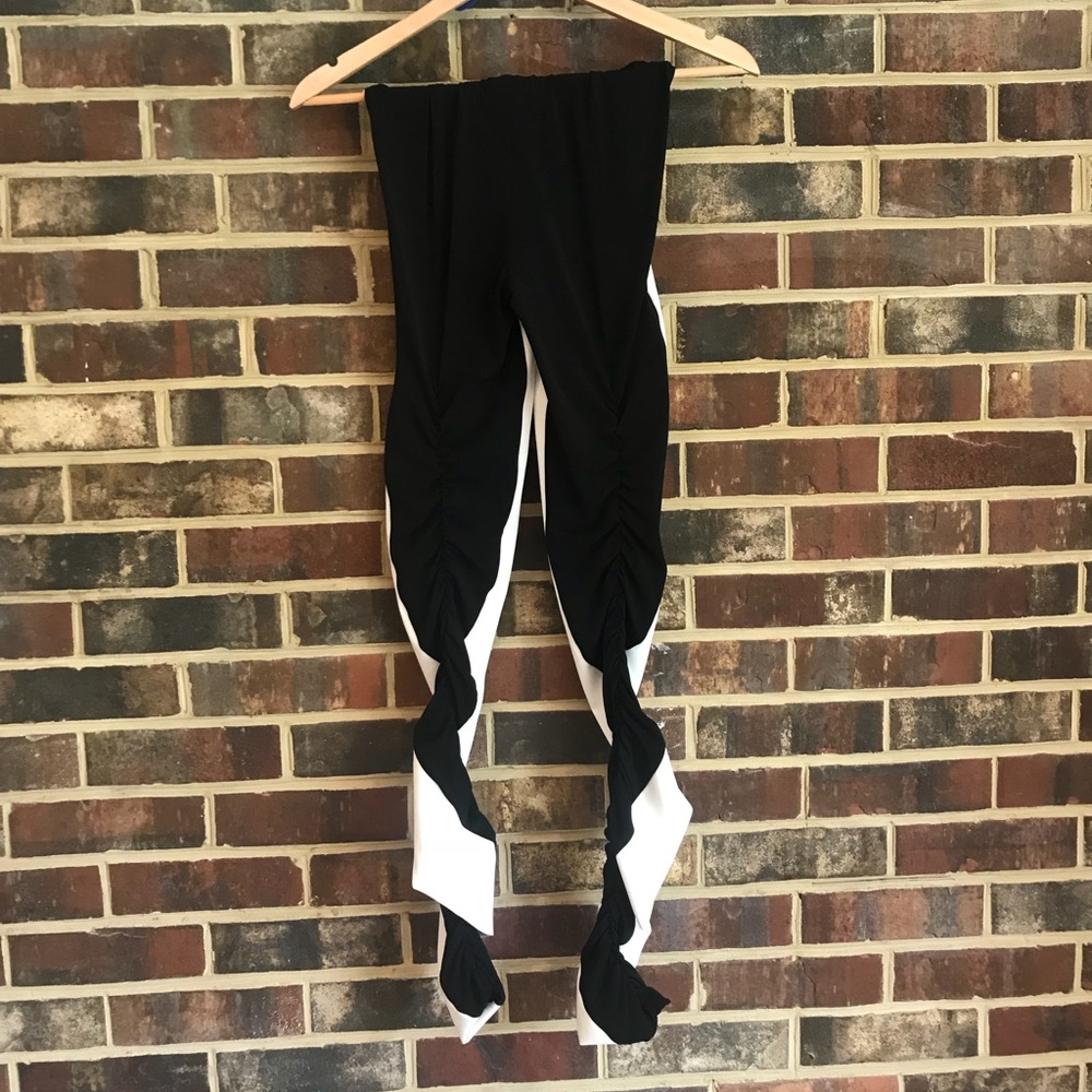 NWT ruched faux leather leggings